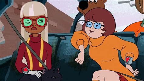 New Scooby-Doo Movie Finally Gives Velma The Gay Crush She Deserves