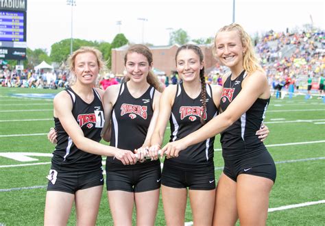 1600 Medley Relay – Cedar Falls High School Track & Field