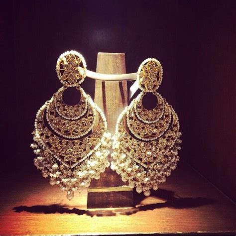 Maheep kapoor earrings | Jewelry sets handmade, Wedding jewelry, Indian ...