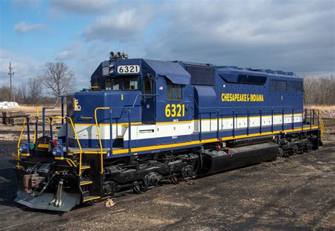 Indiana locomotive shop turns out re-built SD40 in Southern/C&O ...