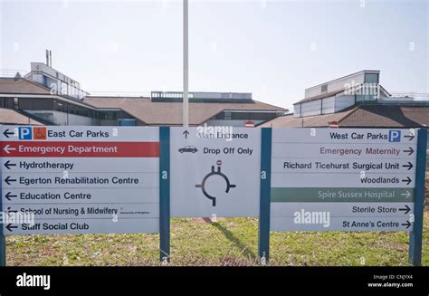 Hospital Information Direction Signs Conquest Hospital Hastings East ...