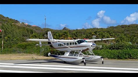 RARE Cessna grand caravan 208 seaplane landing & takeoff from St. Barts (before hurricane irma ...