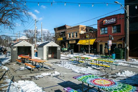 Iowa City restaurants seek change in costly outdoor dining policies