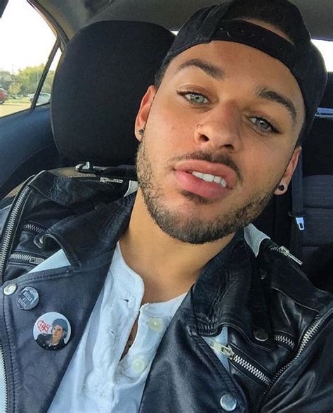 Pin by Klaus on Bae asf | Mixed guys, Light skin boys, Light skin men