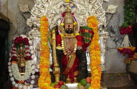 Kolhapur Mahalaxmi Temple - Info, Timings, Photos, History, Route Map