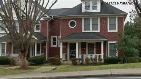 Mitch McConnell's Kentucky home vandalized with graffiti: 'Where's my money' | Fox News