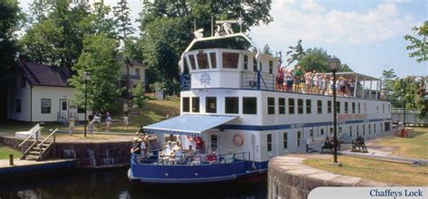 Kristine Frazier Berita: Rideau Canal Boat Tours