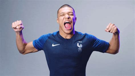 Mbappe Gif / Mbappe France GIF - Mbappe France WorldCup - Discover ...