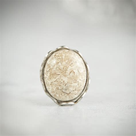 Lapel Pin – Silver – Nauvoo Remembered