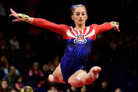 Arizona gymnastics begins season with tri-meet victory – The Daily Wildcat