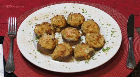 Cajun Crab Stuffed Mushrooms | REMCooks