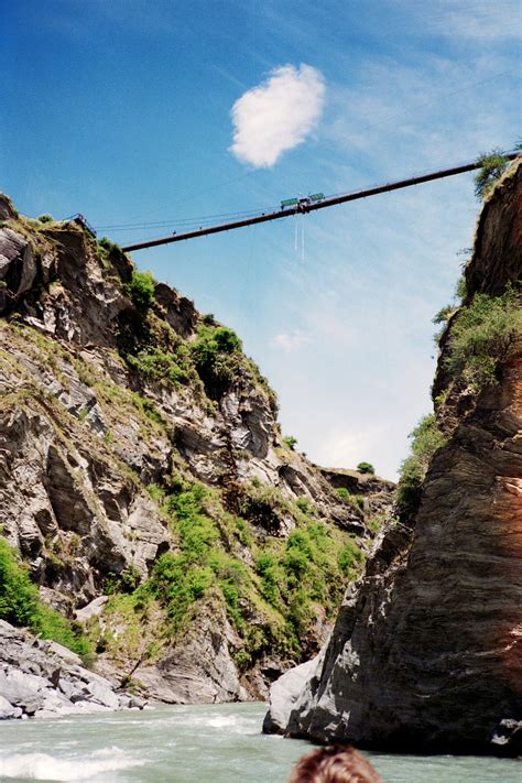 The World's 10 Most Thrilling Bungee Jump Destinations - La Vie Zine