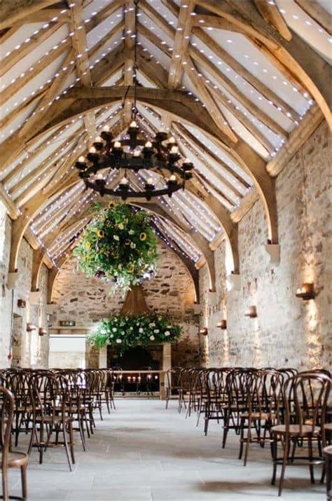 32 Beautiful Farm Barn Wedding Venues for Your Wedding to Go Rustic