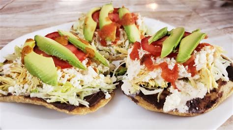 TOSTADAS DE POLLO UNA DELICIA PARA COMER - EL BOTANERO