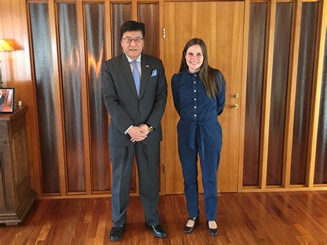 Meeting with H.E. Ms. Katrín Jakobsdóttir, Prime Minister of Iceland | Embassy of Japan in Iceland