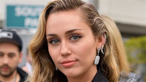 Miley Cyrus Opens Up About Staying Sober—And Relapsing—During the ...