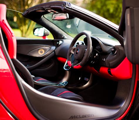 McLaren 570S Spider in Vermillion Red ready for Valentine’s Day - Autodevot