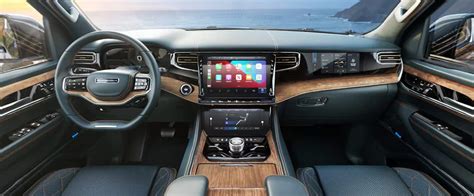 2023 Grand Wagoneer Interior - Premium Three Row SUV