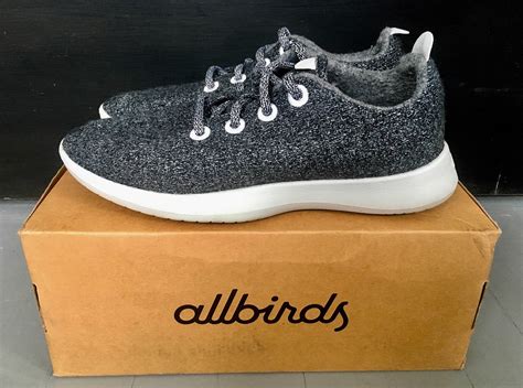 Allbirds Review | Allbirds Wool Runners Review | Pack Hacker