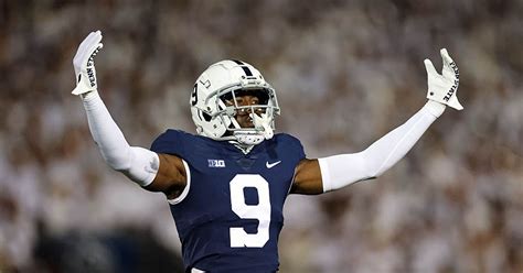 Penn State football players make award semifinalists list