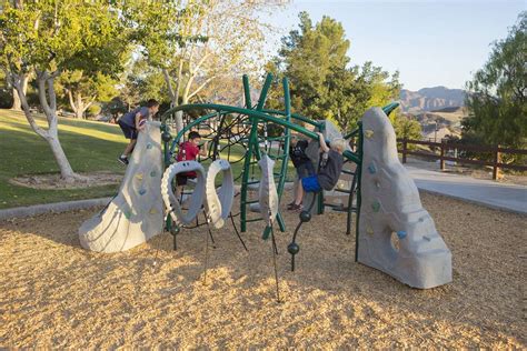 Play & Park Structures: Commercial Playground Equipment