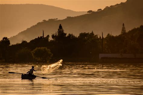 Fishing at Lake Chapala ⋆ Photos of Mexico by Dane Strom