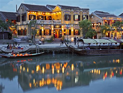 Hoi An's Old Town | Hoi an old town, Hoi an, Adventure tours