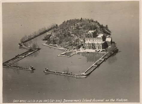 Media Monday: Bannerman's Castle - Hudson River Maritime Museum