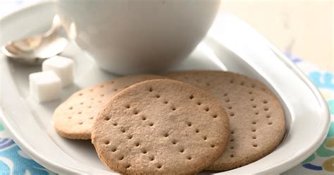 King Arthur's English Digestive Biscuits Recipe | King Arthur Flour