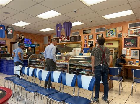 Gibson's Donuts in Memphis (Photos, Menu, Reviews & Ratings)