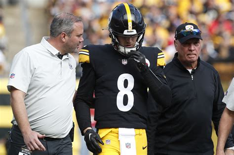 Kenny Pickett injury: Steelers quarterback suffers concussion