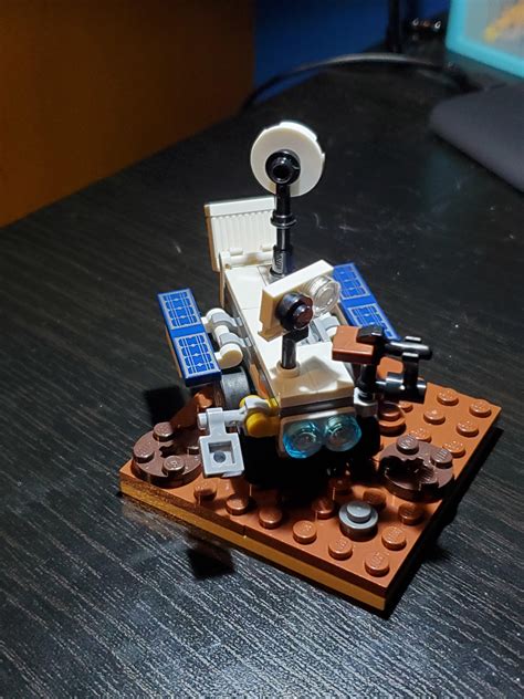 What do you guys think of my Mars Rover? : lego