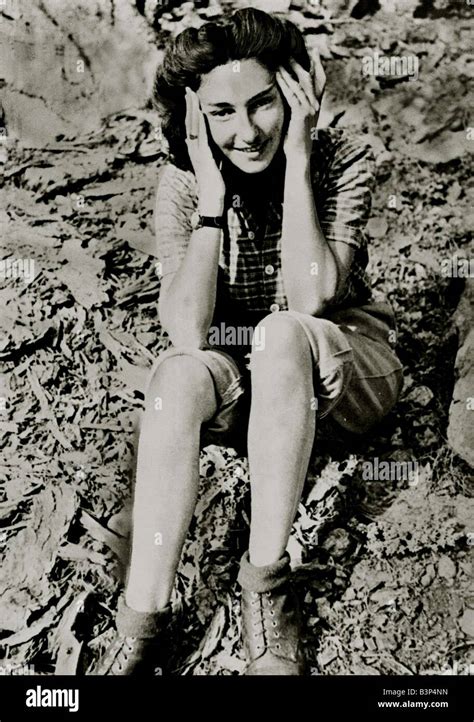 Christine Granville a wartime girl spy sitting on the floor in Stock Photo: 19541025 - Alamy