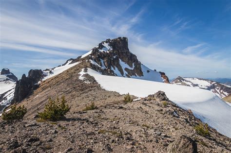 Gilbert Peak in Goat Rocks Wilderness via Conrad Meadows / 吉爾伯特峯