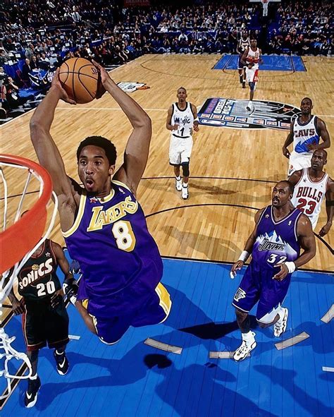 Aerial view from the classic Kobe dunk photo in the 1998 All-Star-Game ...