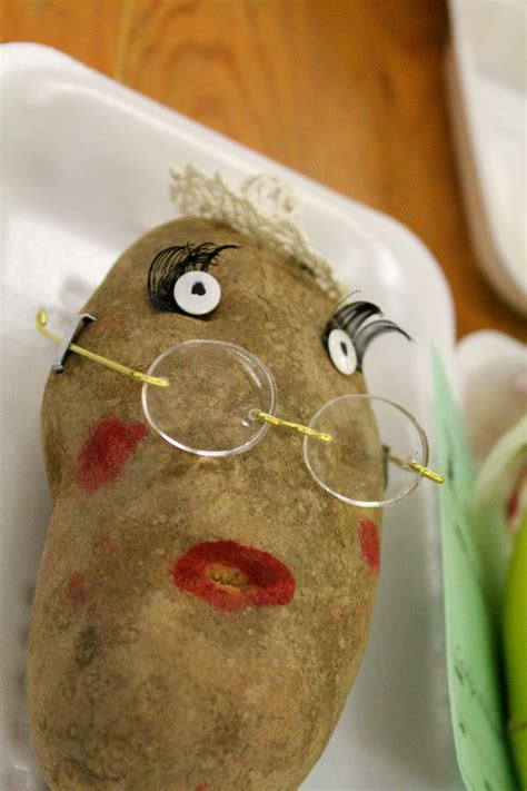 Mrs Potato Head! | Crafts, Potato heads, Sewing