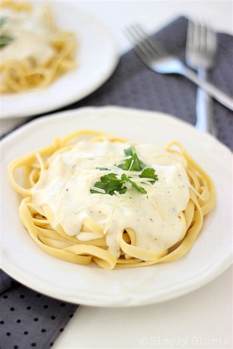 Parmesan Cream Sauce - Simply Gloria