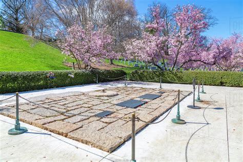 View of President John F. Kennedy Gravesite in Arlington National ...