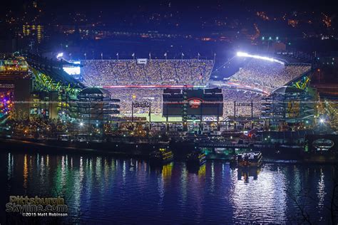 Heinz Field during a Steelers game at night - PittsburghSkyline.com ...