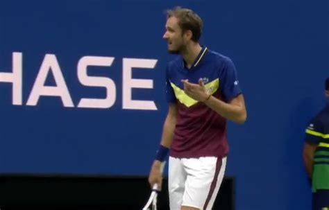 Daniil Medvedev has heated argument with his coach on court during US ...