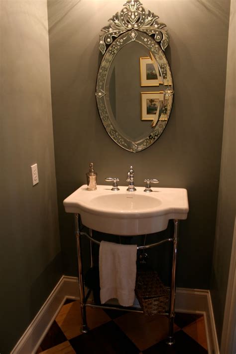 15 The Best Victorian Style Mirrors for Bathrooms