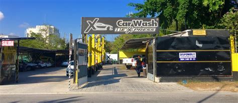 Where to find car washes in Playa Del Carmen Mexico