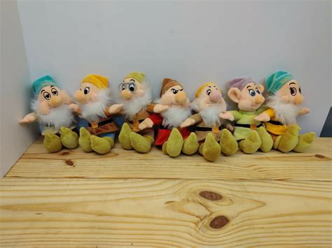 Mavin | Set of 7 Disney SEVEN DWARFS Plush toys 8" Bashful Doney sneezy ...