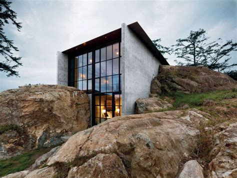 Required Reading: Retreat: The Modern House in Nature - Remodelista