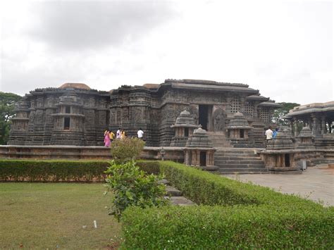 Halebidu Temple | Wall Street International Magazine