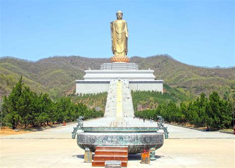 Spring Temple Buddha: The World's Second Tallest Statue - Malevus