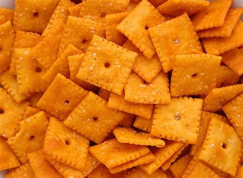 Dave's Cupboard: New Cheez-It Flavors