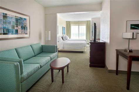 Hotel with Indoor Pool near Legoland PA | SpringHill Suites Philadelphia