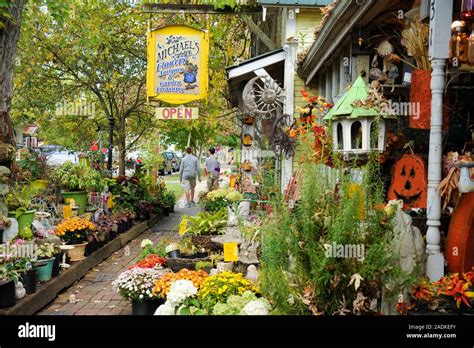 Nashville, Indiana shops, tourist attraction Stock Photo - Alamy