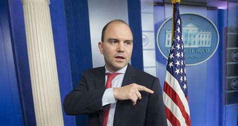 White House aide Ben Rhodes responds to controversial New York Times ...